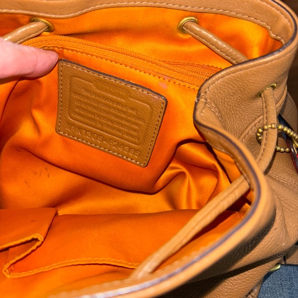 Coach 24385 British Park Tan Leather Backpack Nice - Picture 8 of 8